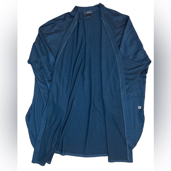 Natori Women's Lounge Topper - Picture 3 of 6